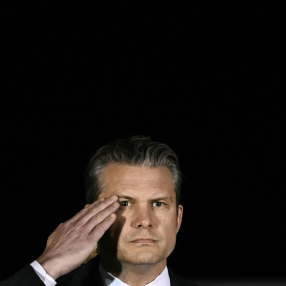 Hegset je ugrožen?