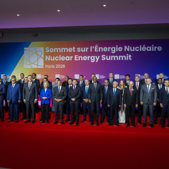 Fon der Lajen i Makron pozvali EU na veću upotrebu nuklearne energije