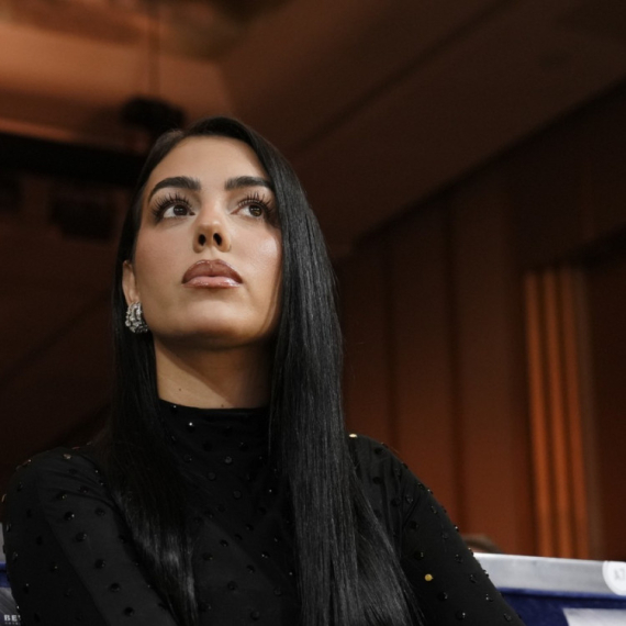 Georgina Rodrigez napustila Rijad: Otputovala sa decom na sigurnije mesto FOTO