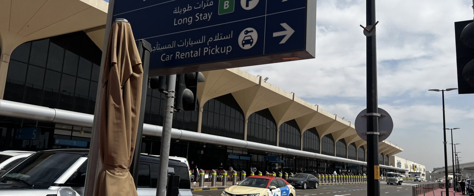 Masovne gužve i zbijeni putnici: Haos na aerodromu u Dubaiju VIDEO