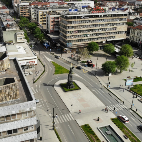 Preduzetnicama do 5.000 evra za opremu: Podrška za 11 žena iz Rasinskog okruga