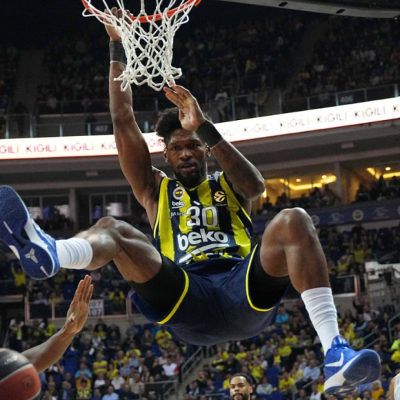 Skoro kao Jabusele Egzuma: Fener u problemu pred plej-of VIDEO