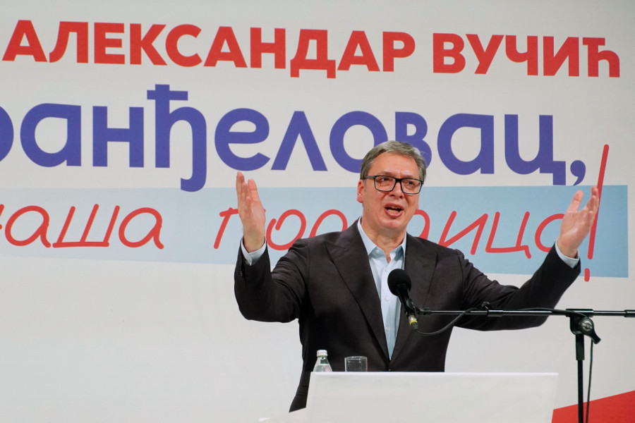 Poruka Plenkoviću; Vučić: Ne moraš ti da obavestiš NATO, ja ću; Ponosan na ono što su srpske ruke zaradile