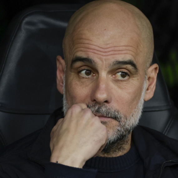 Gvardiola: "Svet u haosu, mi pričamo o Arsenalovoj taktici"