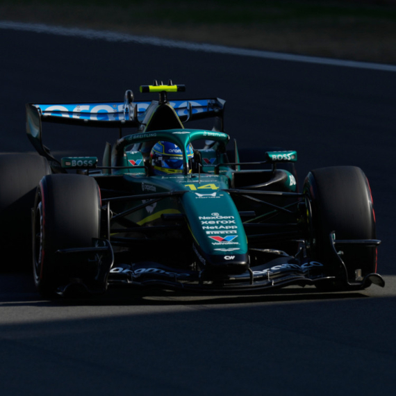 Aston Martin u Japanu: Kraford menja Alonsa