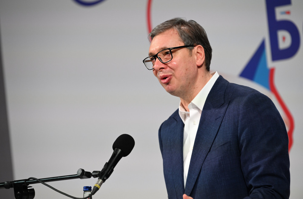 Vučić: "Lokalni izbori imaju nacionalni značaj"; "Glasajte za budućnost svojih roditelja i dece"