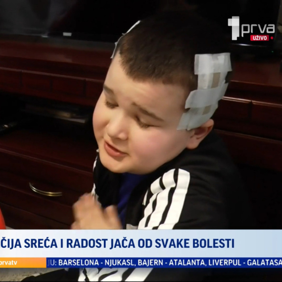 Mali Andrija Knežević za TV Prva o susretu sa Vučićem: "Najsrećniji dan je bio, nisam mogao da verujem" VIDEO