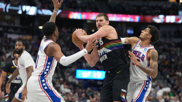 Jokić ubacio samo osam poena u pobedi od 28 razlike! VIDEO