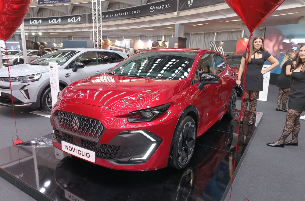 Sajam automobila: Povratak legende, ali u drugačijem ruhu FOTO