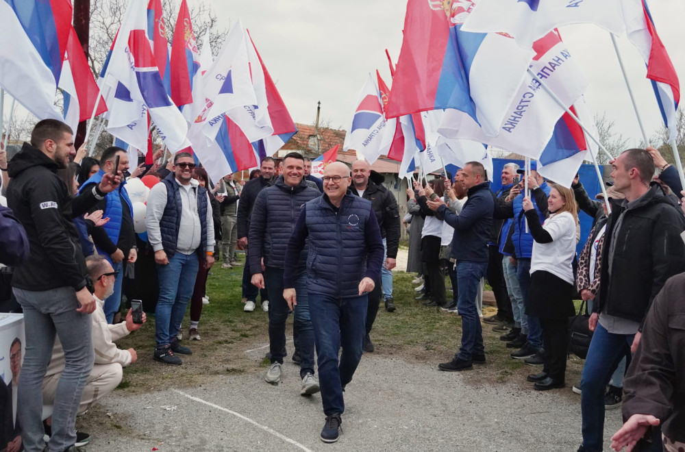Vučević u selu Kusadak: "29. marta sačuvajmo Smederevsku Palanku, sačuvajmo Srbiju" FOTO
