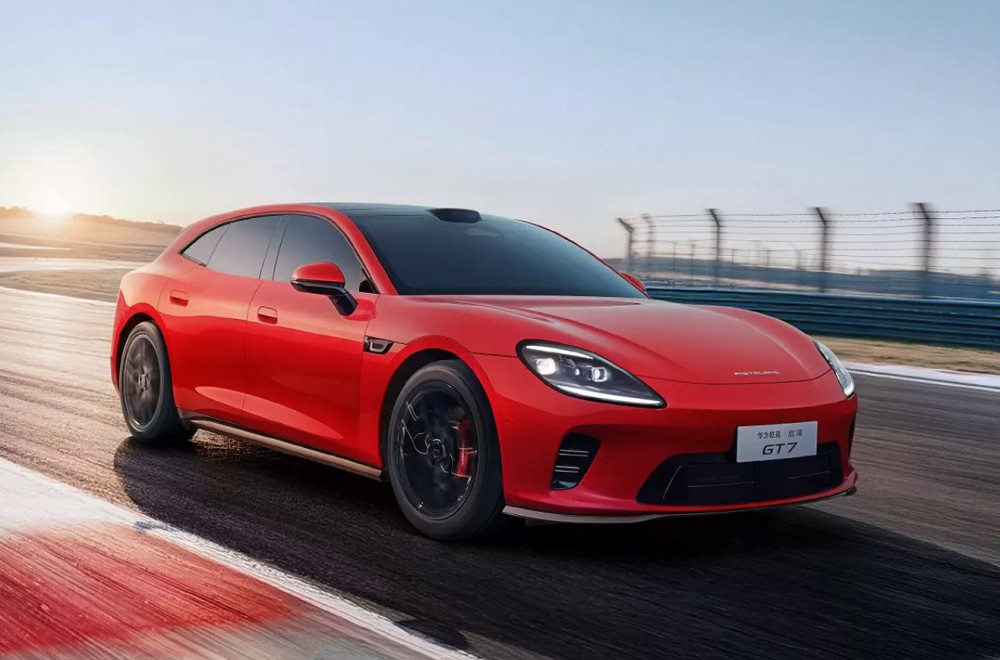 Kinezi nude alternativu Porscheu za trećinu cene FOTO