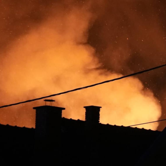 Dve osobe poginule u požaru u stanu na Zvezdari