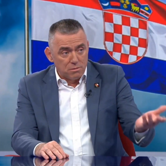Blokaderi dobili podršku iz Hrvatske; Mlinarić podržao srpsku opoziciju, pa zapretio: "Proći će kao '95."