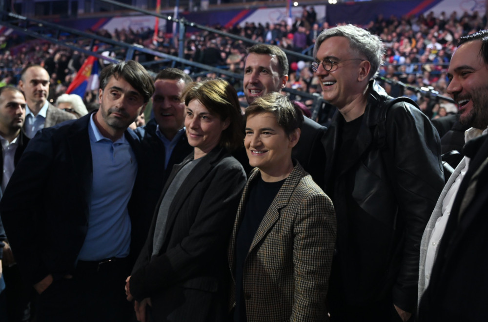 Ana Brnabić u Areni; "Blokaderi traže podršku od stranaca, a mi od ovih ljudi"