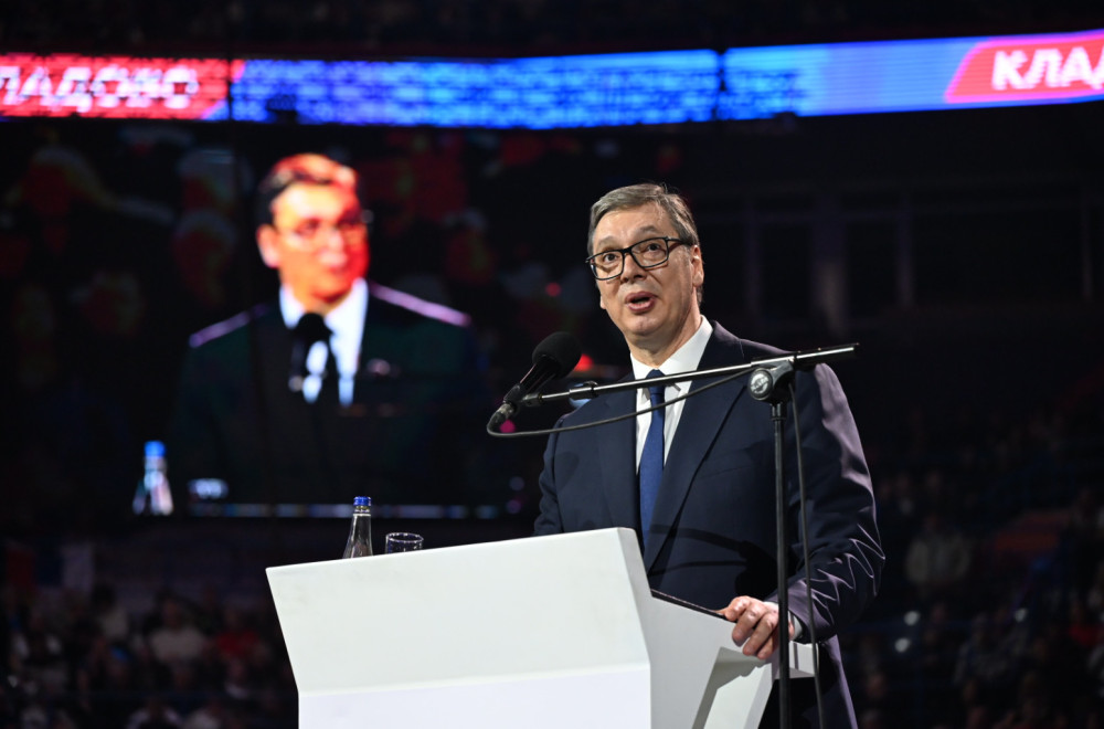 Vučić: "U Srbiji ograničenja na kupovinu naftnih derivata nema, svega imamo dovoljno"