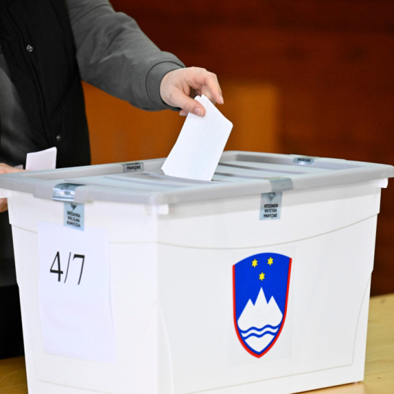 Prvi rezultati izbora u Sloveniji