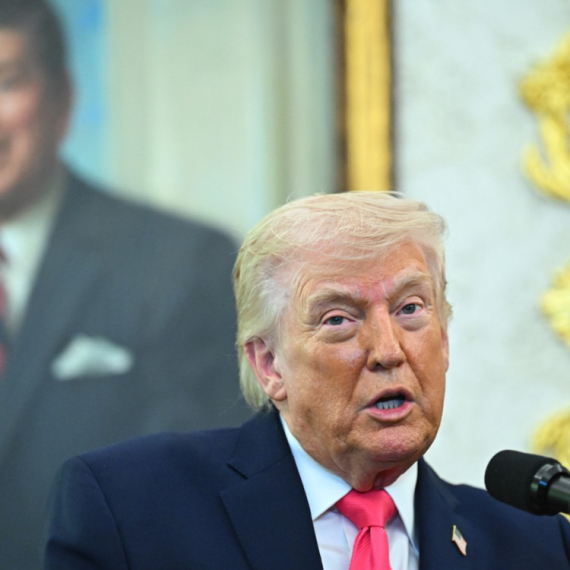 Tramp pozvao Kongres da usvoji "Zakon o spasavanju Amerike"