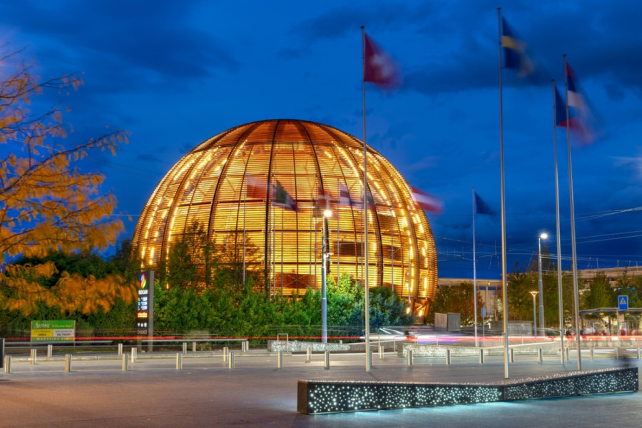 Podvig naučnika u CERN-u: Kamionom prevoze antimateriju FOTO