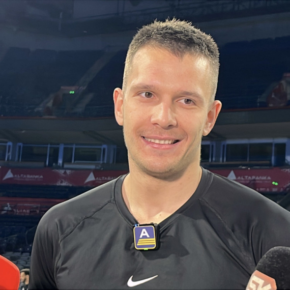Lakić: "Ne obazirem se na sledeću sezonu – filmski je igrati za Partizan" VIDEO