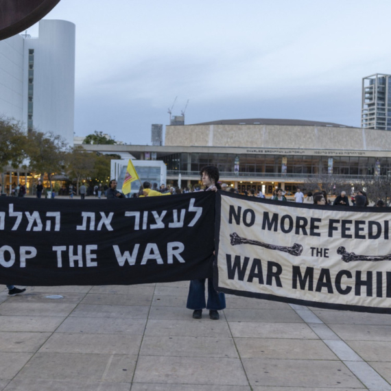 Israeli police arrest at least 18 people during protest over war with Iran VIDEO