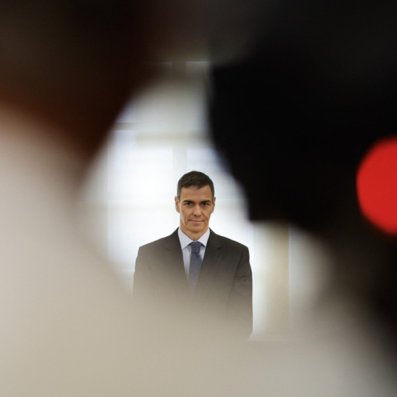 Sančez odgovorio: "Miran sam"
