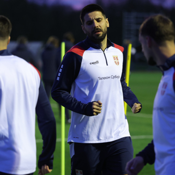 Da li Mitrović zaslužuje da igra za Srbiju? VIDEO