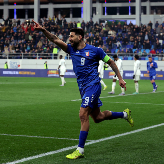 Fenomenalne "makazice" Pavlovića, Mitrović se "poklonio" – Srbija "okrenula" Saudijce