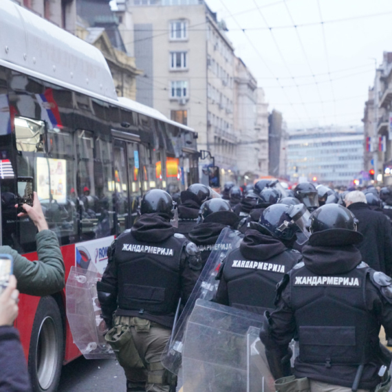 Brnabić apelovala na Evropu da reaguje na nasilje blokadera: "Sloboda okupljanja nije isto što i anarhija"