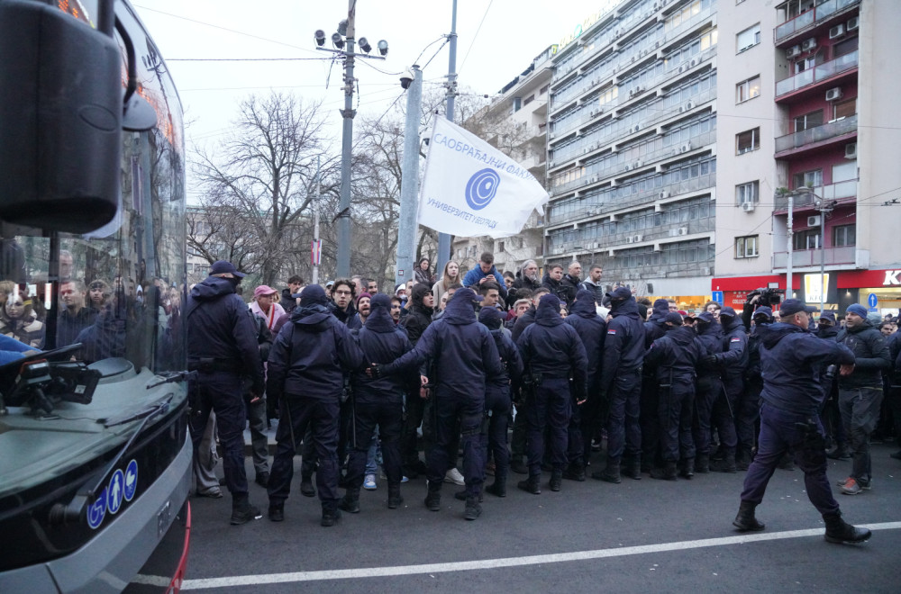 VJT apeluje na građane: "Poštujte javni red i mir i ne napadajte pripadnike MUP-a"