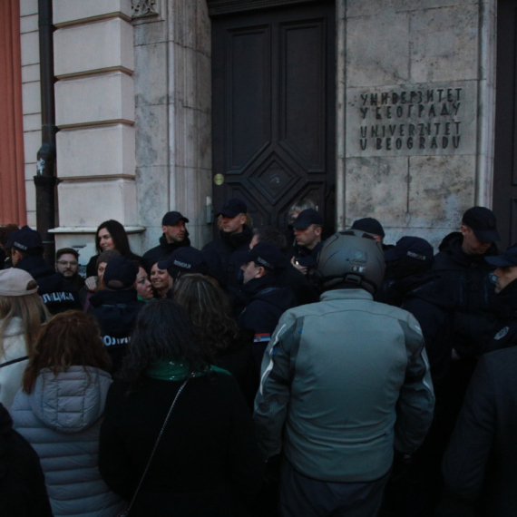 Pravo lice plenumaša izašlo na videlo; Antić: "To je viša komanda naredila"