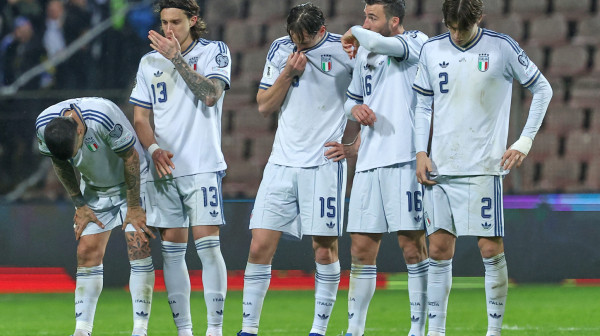 "Vanredno stanje" u Italiji – ministar traži smenu, Bufon i Gatuzo "dižu sidro"
