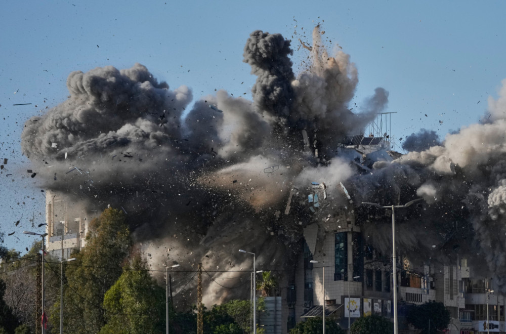 Is the conflict finally over?; "The agreement will be signed today"