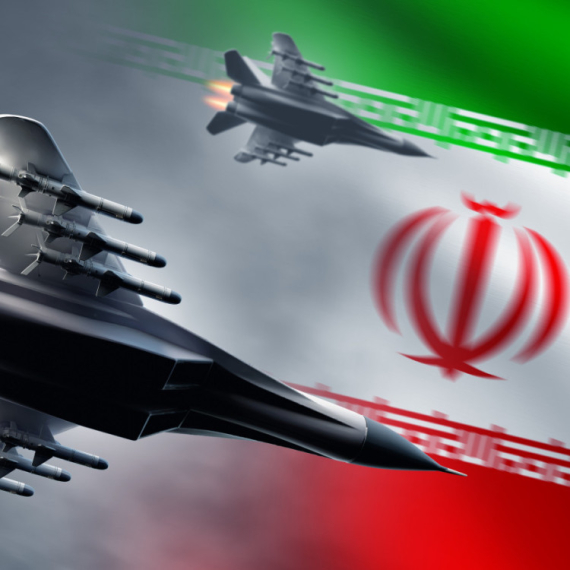 Tramp na ivici odluke: Razmatra nove udare na Iran?