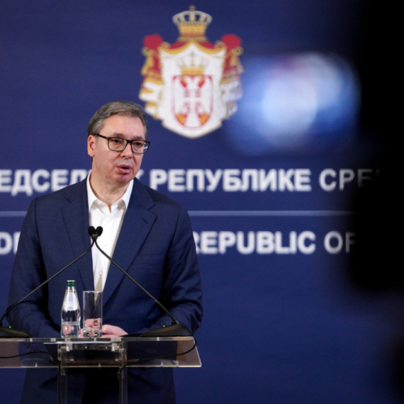 Vučić: "Istraživanja jasna – prednost od nekih 18-19 indeksnih poena za nas"; "Dijalog od presudnog značaja"