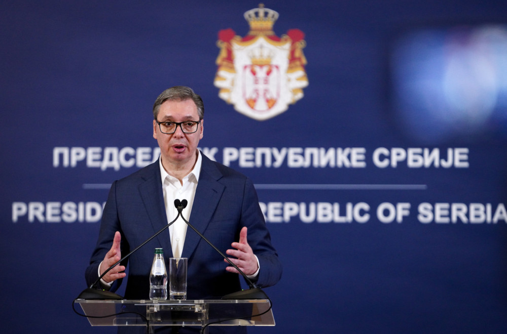 Država koči udar cena, preuzima teret i sprema rezerve; Vučić: "Imaćemo najjeftinije gorivo u regionu"