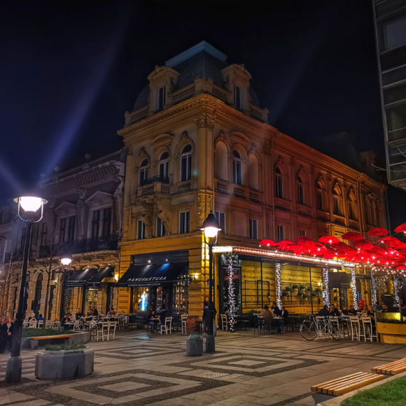Niče novi hotel u centru grada: Počinje rekonstrukcija zgrade bivše Jugobanke