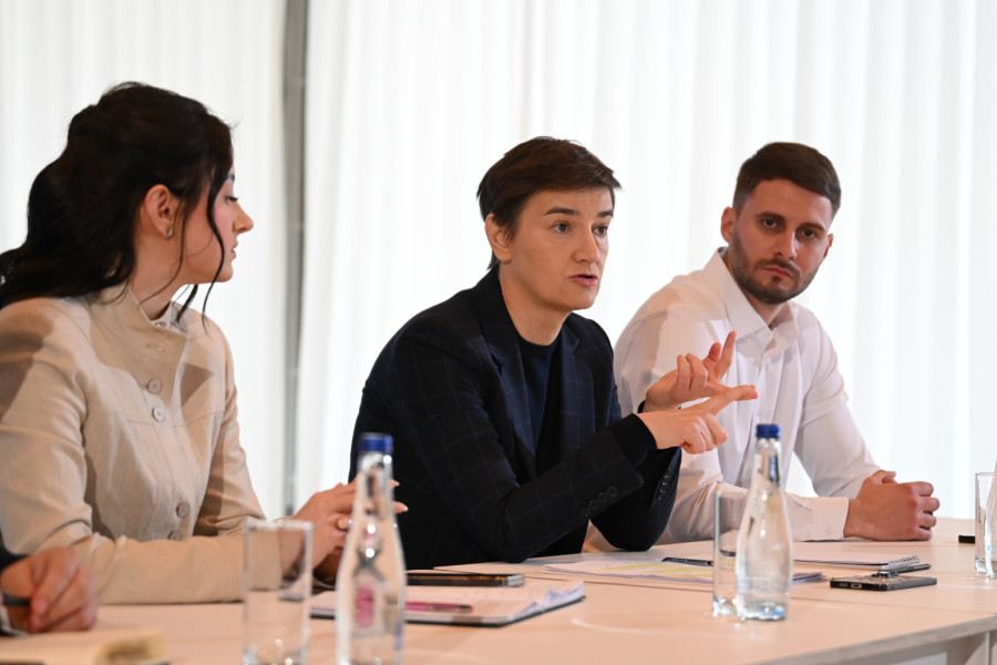 Brnabić čestitala Dan studenata: Država će vratiti obrazovanje na pravi put FOTO