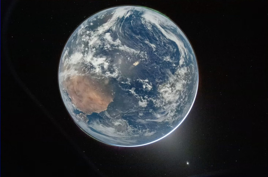 Astronauti trenutno bliži Mesecu nego nama: Fascinantne slike Zemlje FOTO