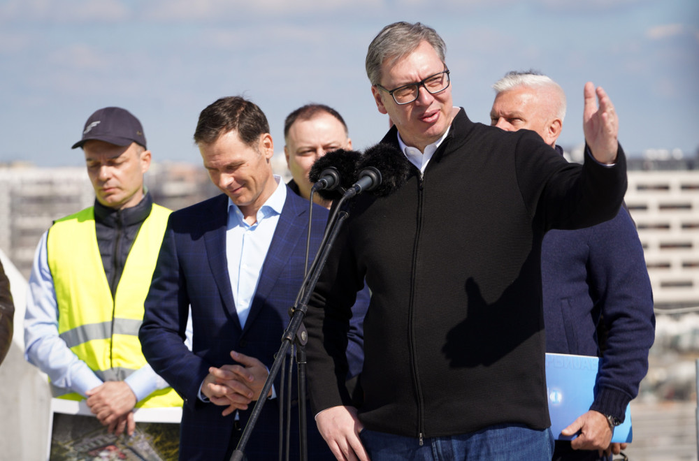 Vučić: "Uskoro kreće gradnja Vožda Karađorđa"; "Otvaramo deonicu auto-puta Čačak-Kraljevo"