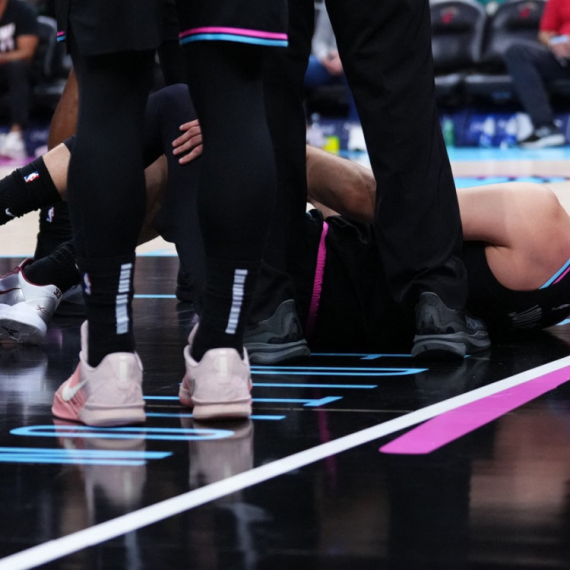 Nikola Jović baš nema sreće