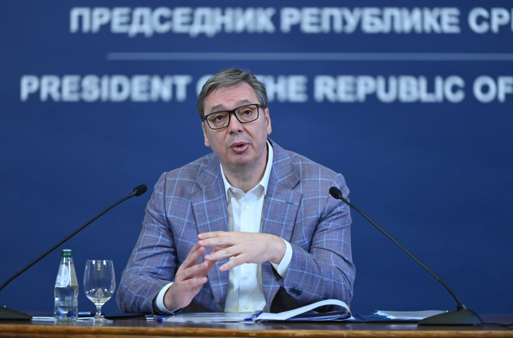 "Nakon 15 meseci laži, u meni je velika borba. Kada ispružim ruku pitam se da li sam izdao svoju decu"