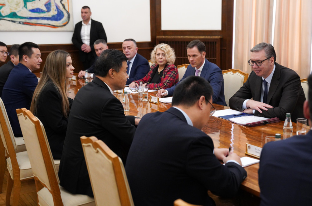 Vučić meets with Shandong representatives on the Danube Corridor, "Vožd Karadjordje," and Niš airport PHOTO