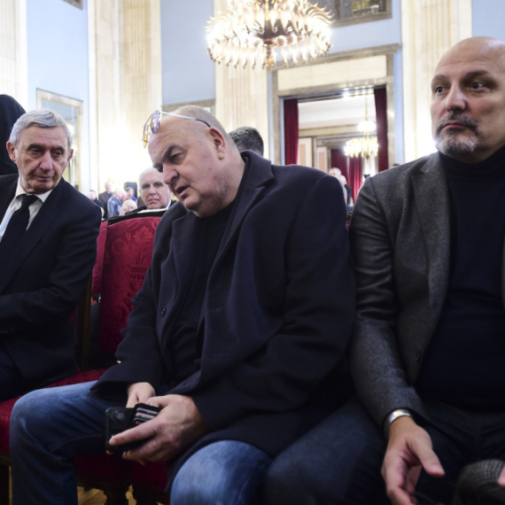 Dirljiv oproštaj Saleta Đorđevića od Duška Vujoševića
