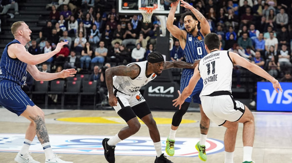 Kraj Partizanovog niza – Efes ostavio pobedu u Istanbulu; Penjaroja :"Imamo problema"