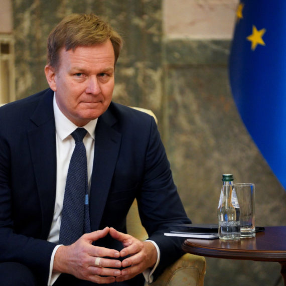 Sorensen u poseti Prištini; Razgovarao sa Kurtijem