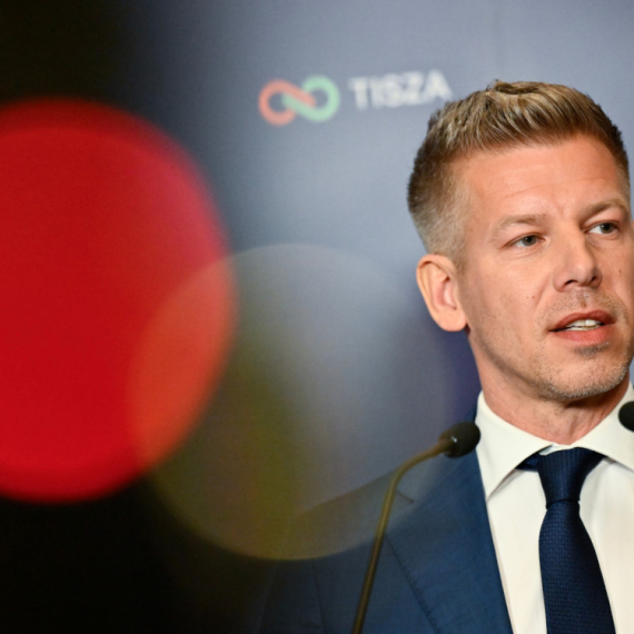 Prvi rezultati izbora u Mađarskoj; Mađar: "Viktor nam je čestitao pobedu"; Orban priznao poraz