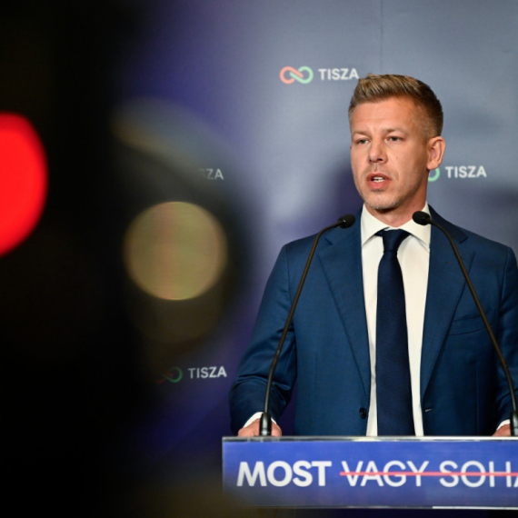 Ko je Peter Mađar?