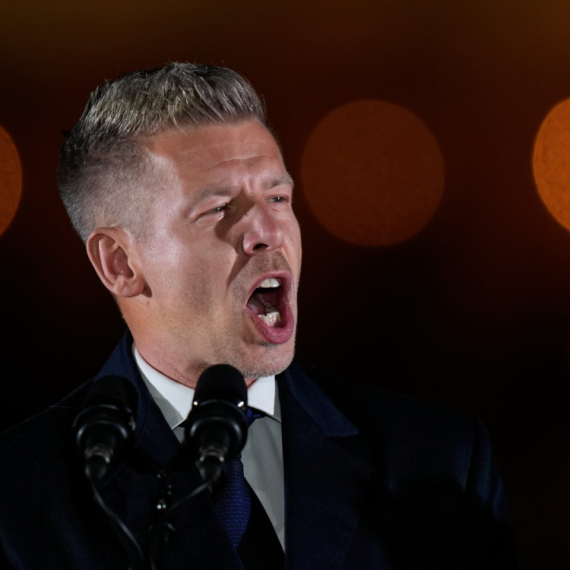 Chaos live in Hungary; Magyar in a heated clash with a female host: "I will shut down propaganda media" VIDEO