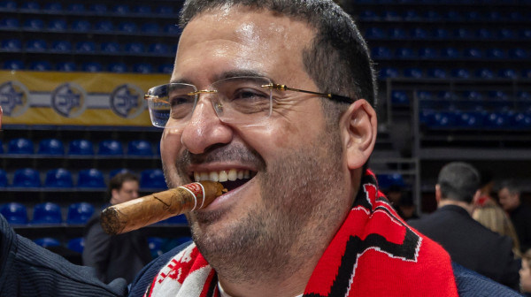 Ataman svog igrača "bacio pod voz"; Vlasnik Hapoela: "Treneru, koliko sam čuo..." VIDEO