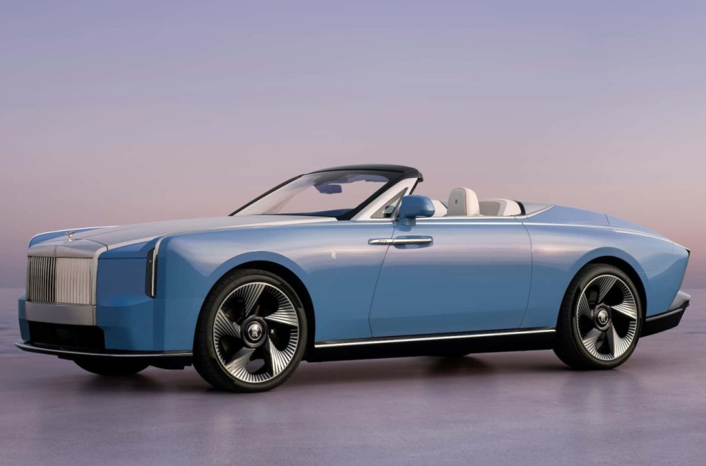 Rolls-Royce predstavio najluksuzniji kabriolet godine: Samo 100 primeraka za odabrane FOTO